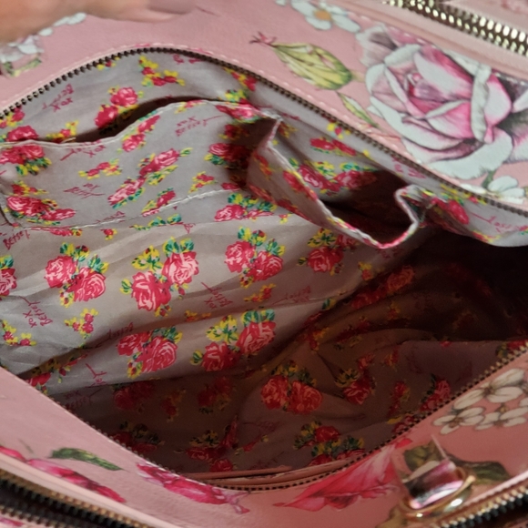 Betsy Johnson NWOT'S - Picture 7 of 12